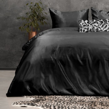 royal beauty skin black 2.jpg