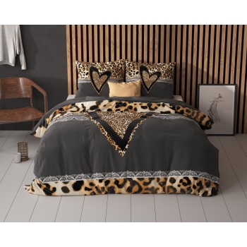 royal panther love 1.jpg